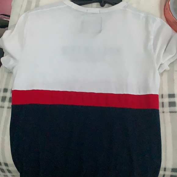 Hollister T-shirt - Picture 3 of 4